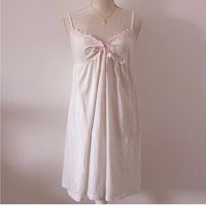 Victoria secret brand new without tag cotton White Lace bow  Nightgown